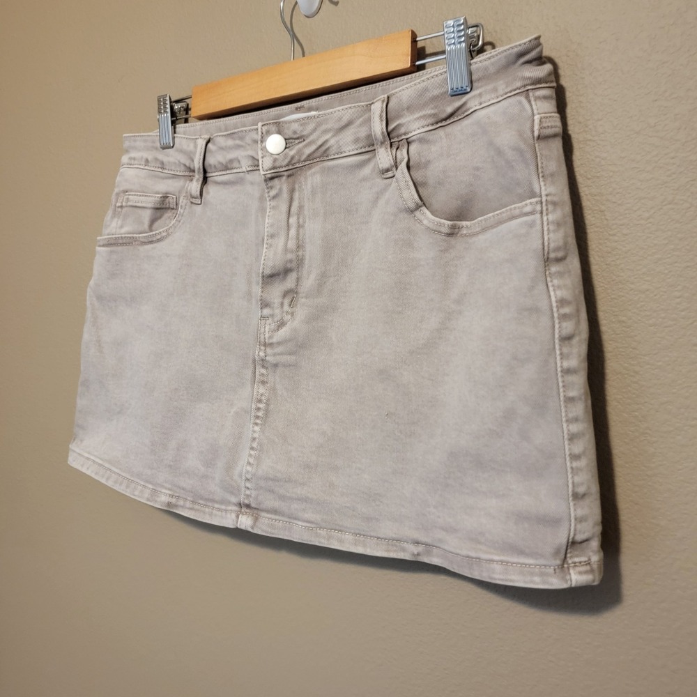 Windsor Light Gray Denim Skort
